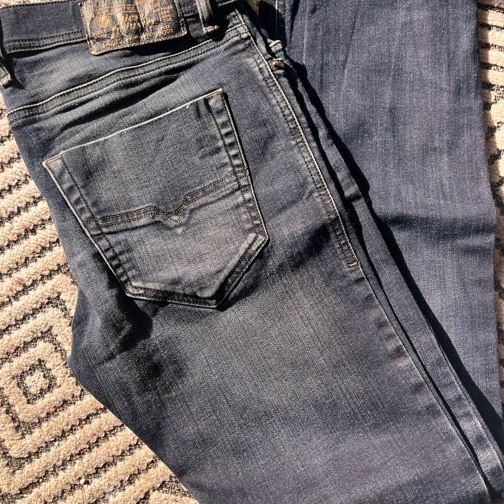 Diesel Mens dark wash slim “carrot” jeans